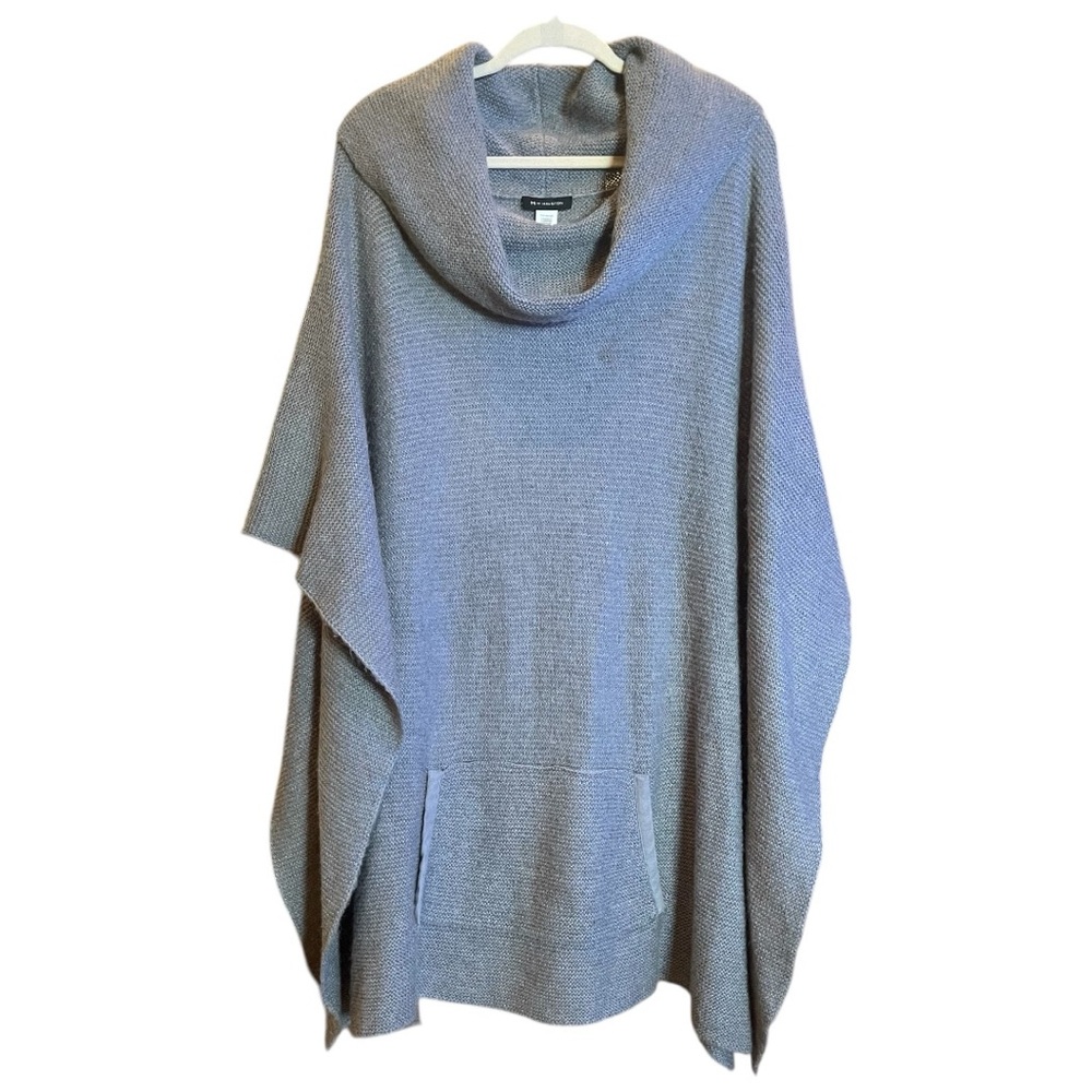 H By HALSTON Gray Poncho With Cowl Neck And Kangaroo Pocket. Plus/One Size.